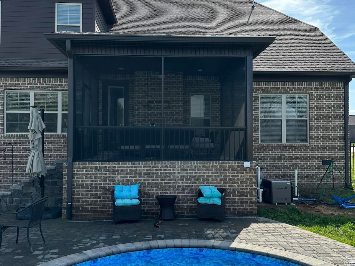 Screen room project photo 2